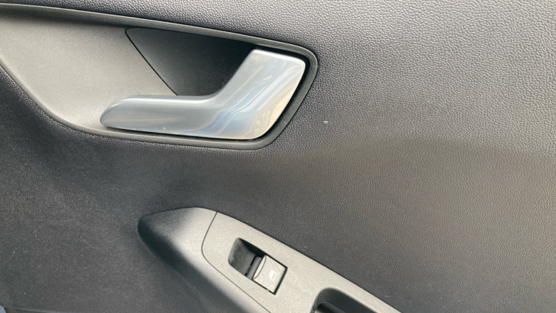 Ford Fiesta 1.0 EcoBoost Hybrid mHEV 125 Titanium 5dr Petrol Hatchback